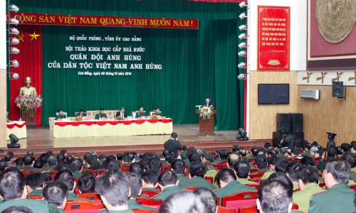 "Quân đội anh hùng của dân tộc Việt Nam anh hùng”